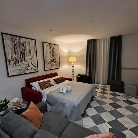 Colonne San Domenico Palermo